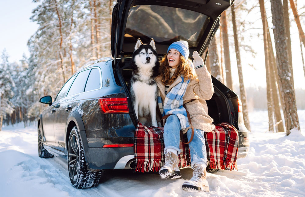Weekend con il pet: checklist completa per spostarsi senza stress (anche con il freddo)